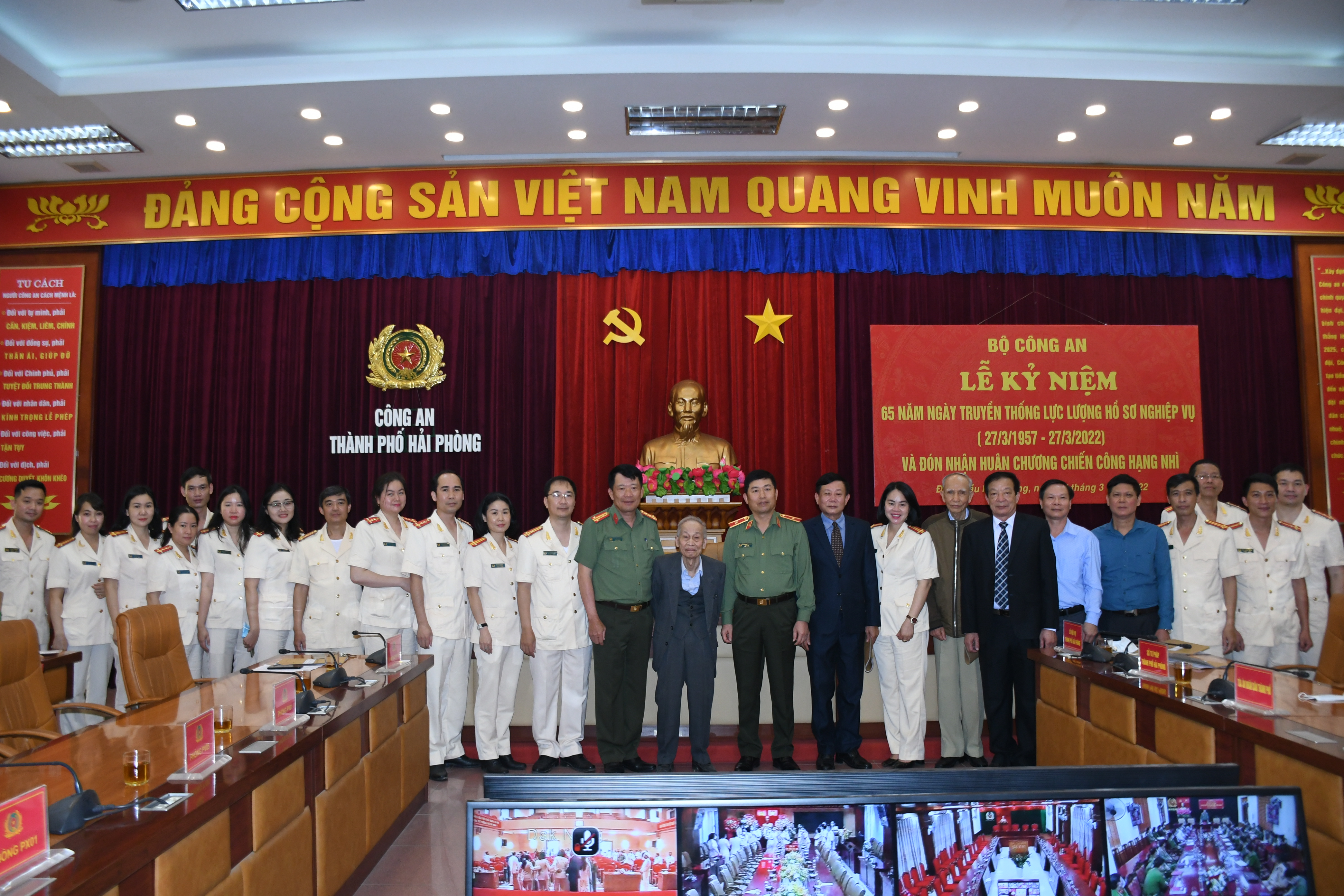 Bộ Công an trang trọng tổ chức Lễ kỷ niệm 65 năm Ngày truyền thống lực lượng Hồ sơ nghiệp vụ Công an nhân dân 